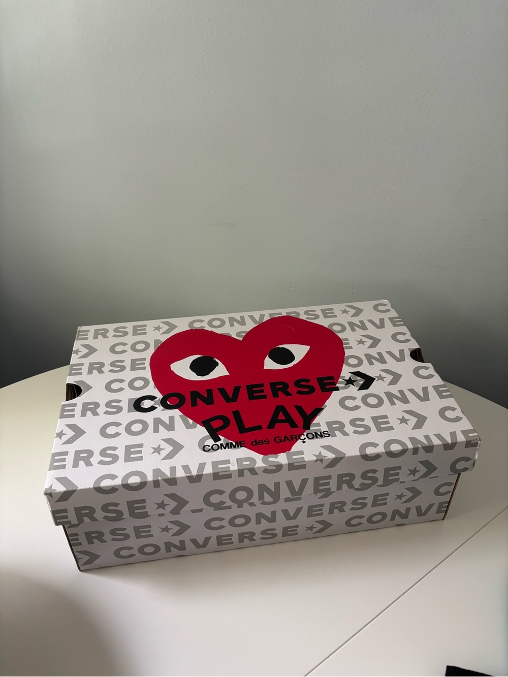 Converse PLAY Comme des Garçons Low Top Sneakers - Cream with Black Hearts - Picture 4 of 5